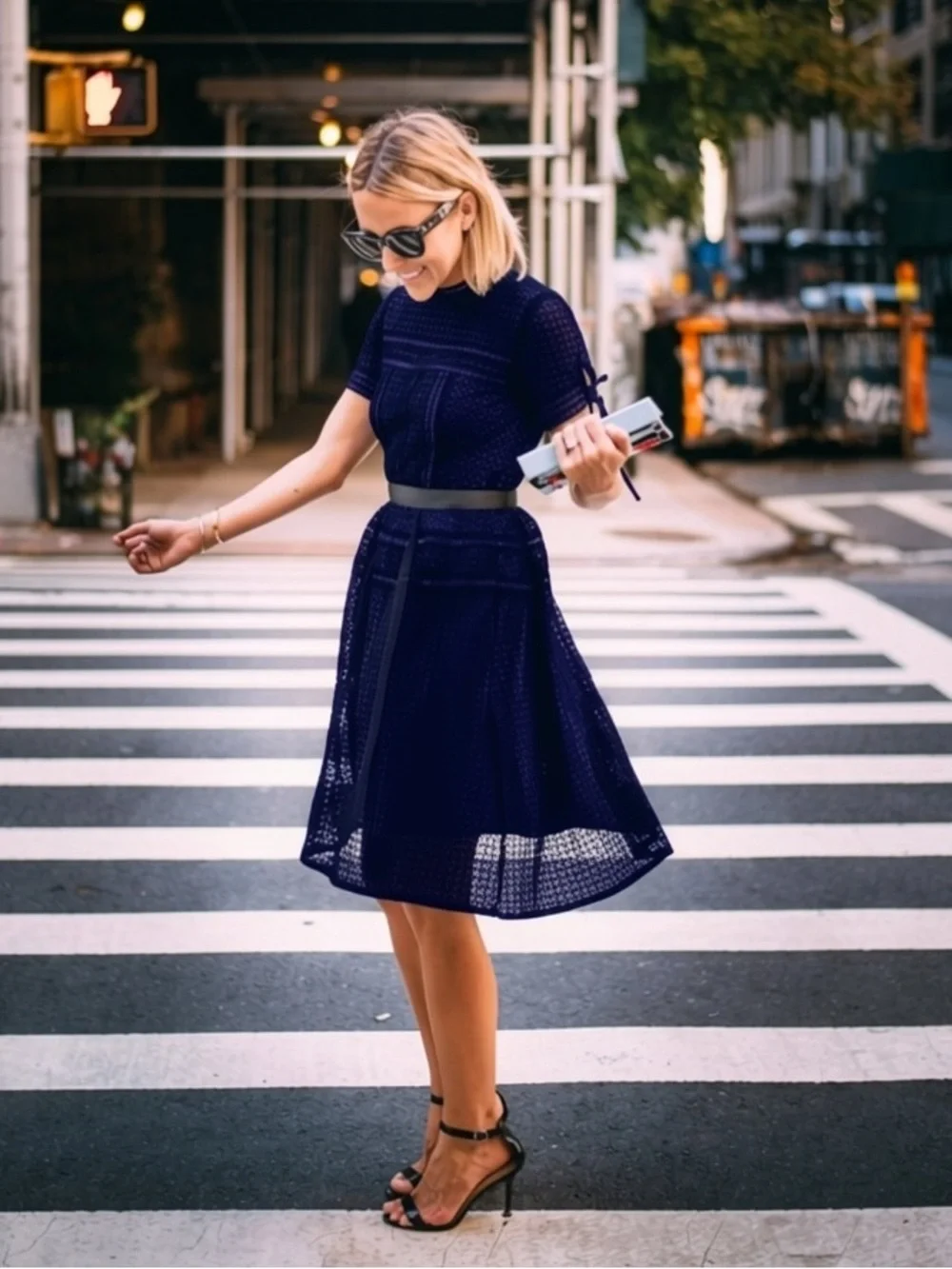 SELF-PORTRAIT Aurelia Navy Rayon Lace Panelled Fit & Flare Cap-Sleeves NWOT $795 - Picture 6 of 7
